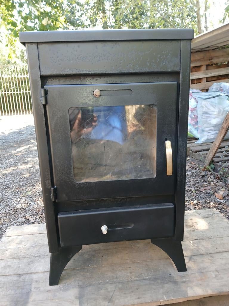 Poêle à bois en bon état, Maison & Meubles, Poêles, Comme neuf, Enlèvement, Bois, Autoportant