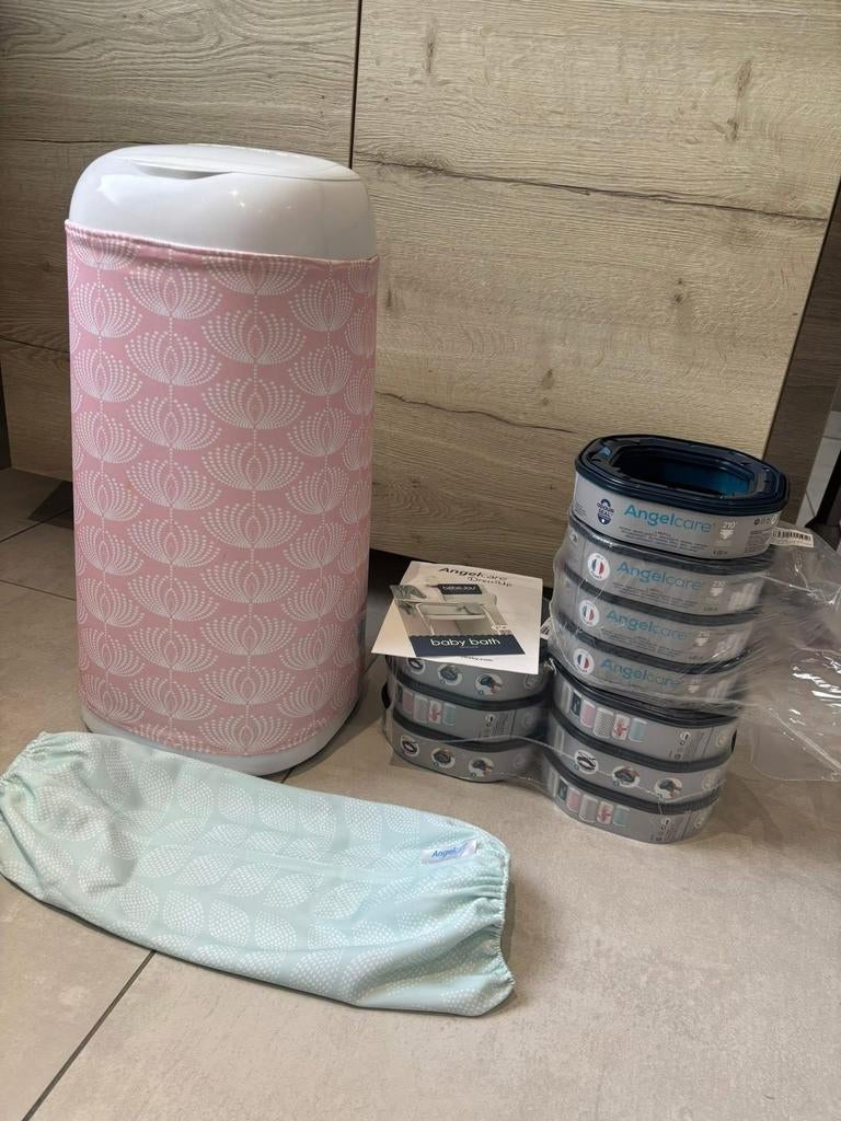 Pouvelles a lange, Enlèvement, Comme neuf