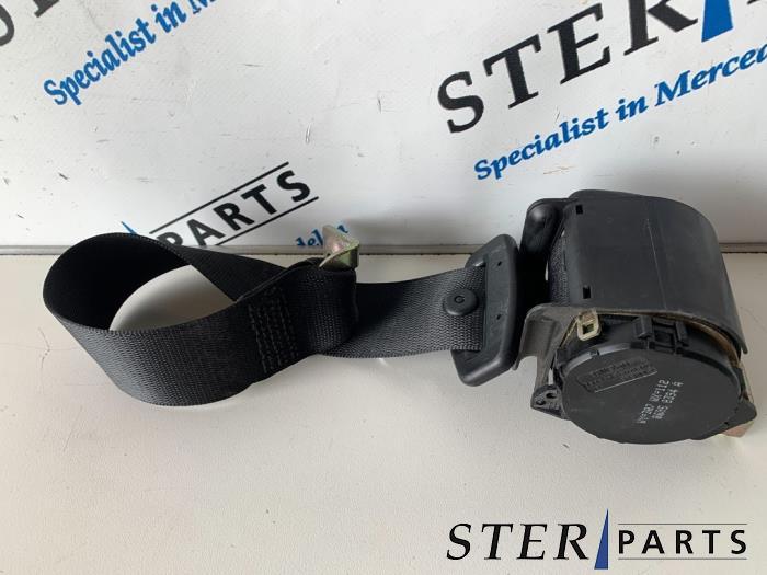Ceinture de sécurité arrière droite d'un Mercedes E-Klass, 3 mois de garantie, Utilisé, -, -