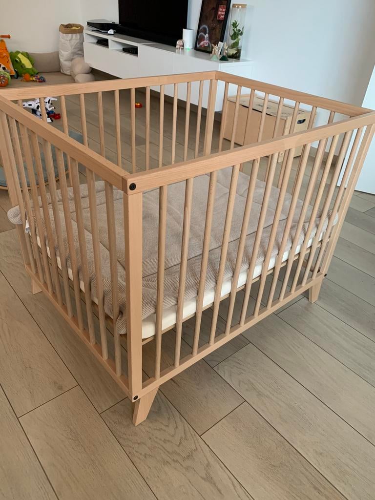 Babypark 3 standen merk Twf baby Furniture.boxkleed Jolein, Kinderen en Baby's, Babyparken, Ophalen, Zo goed als nieuw, In hoogte verstelbaar