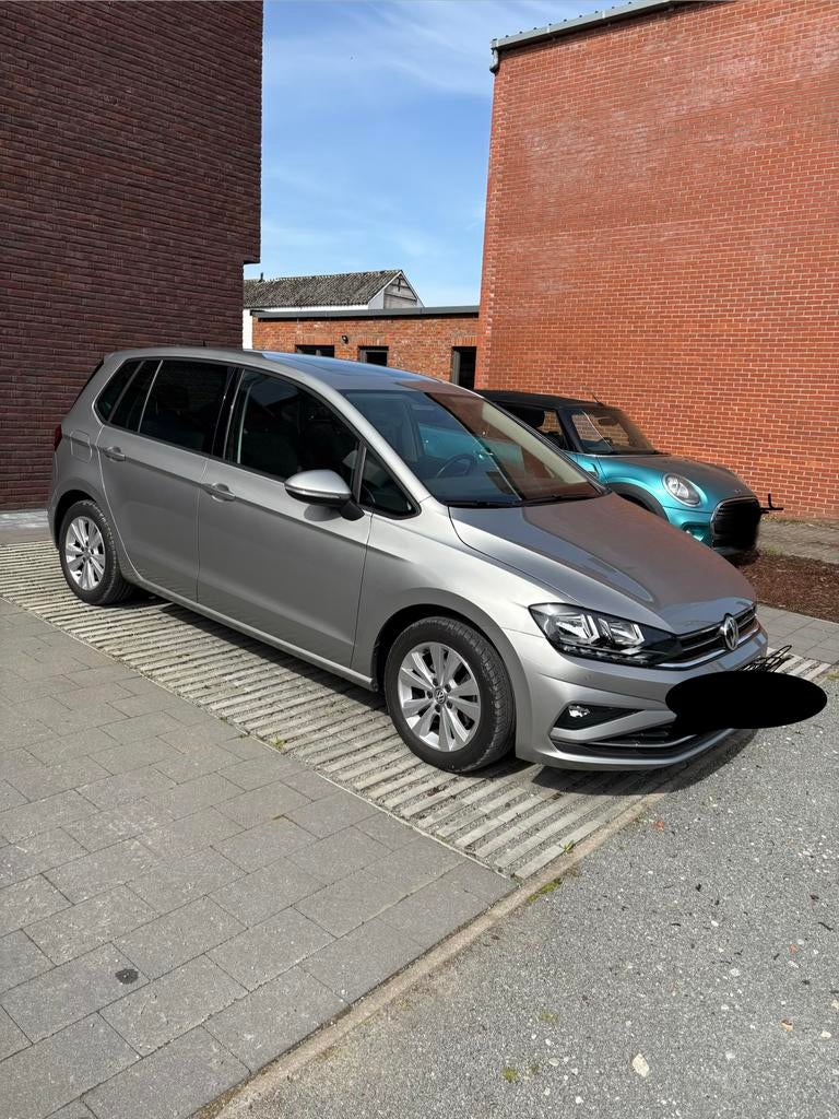 Vw Golf (nieuwstaat 28000km), Auto's, Volkswagen, Alcantara, Achteruitrijcamera, Golf, Particulier