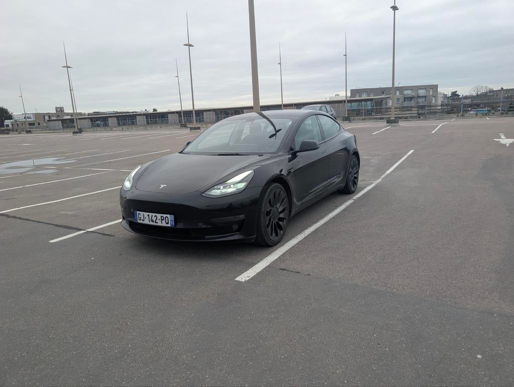 ️ Prestaties van de Tesla Model 3 — 510 pk, Auto's, 375 kW, Zwart, Zetelverwarming, Zwart