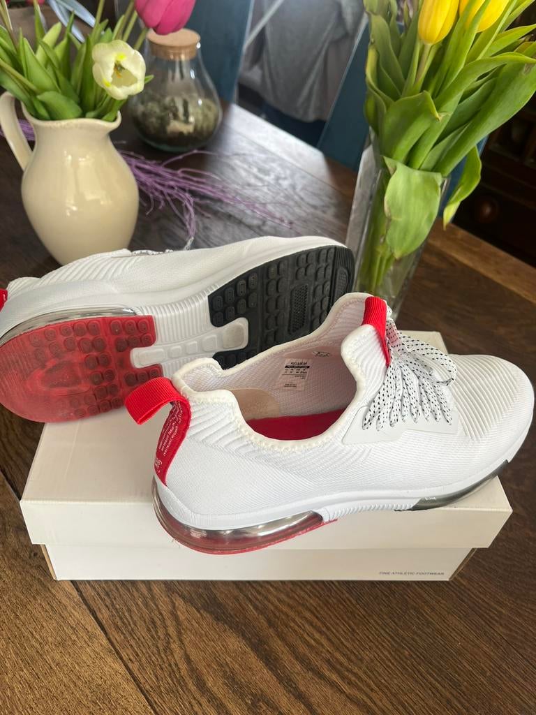 Schoenen pull bear 44, Ophalen, Gebruikt, Schoenen