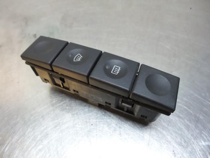 Verwarmingsschakelaar Achterruit van een Ford Fiesta (Fiesta, Auto-onderdelen, Gebruikt, -, -, Ophalen of Verzenden