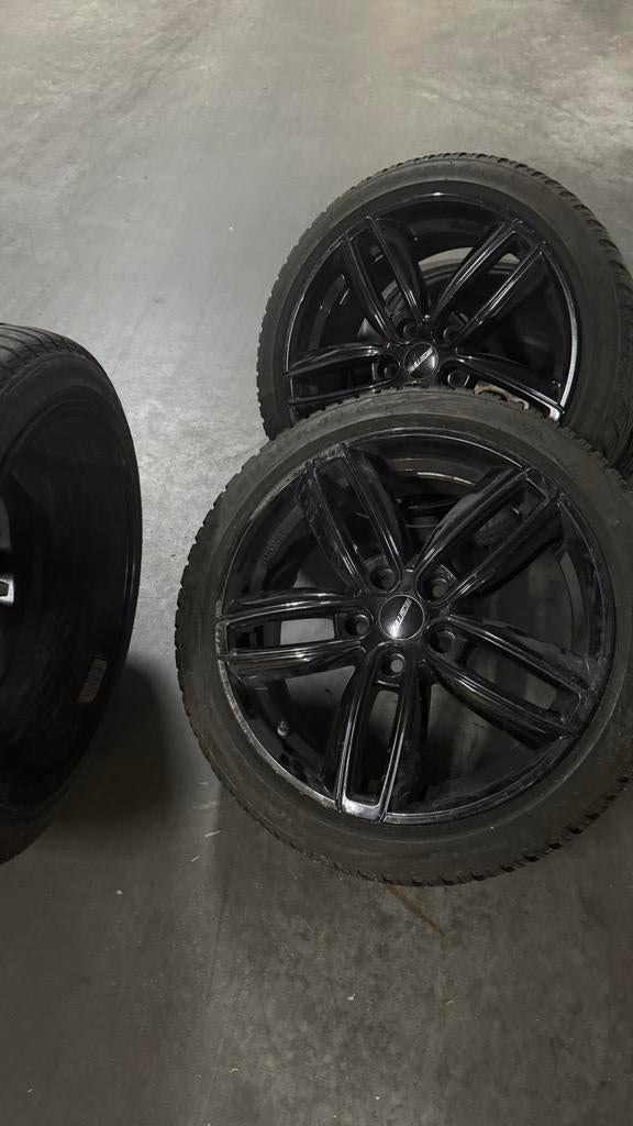 4 Jantes 17” Mini + pneus hiver 205/45 R17, Autos : Pièces & Accessoires, Pneus & Jantes, Pneus et Jantes, Pneus hiver, Véhicule de tourisme