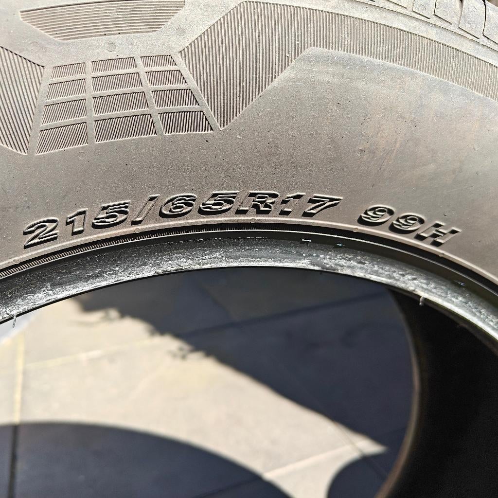 215/65 R17 99H Nexen, comme neuf €60 pour les 2, 215 mm, Véhicule de tourisme, Pneus été, Enlèvement