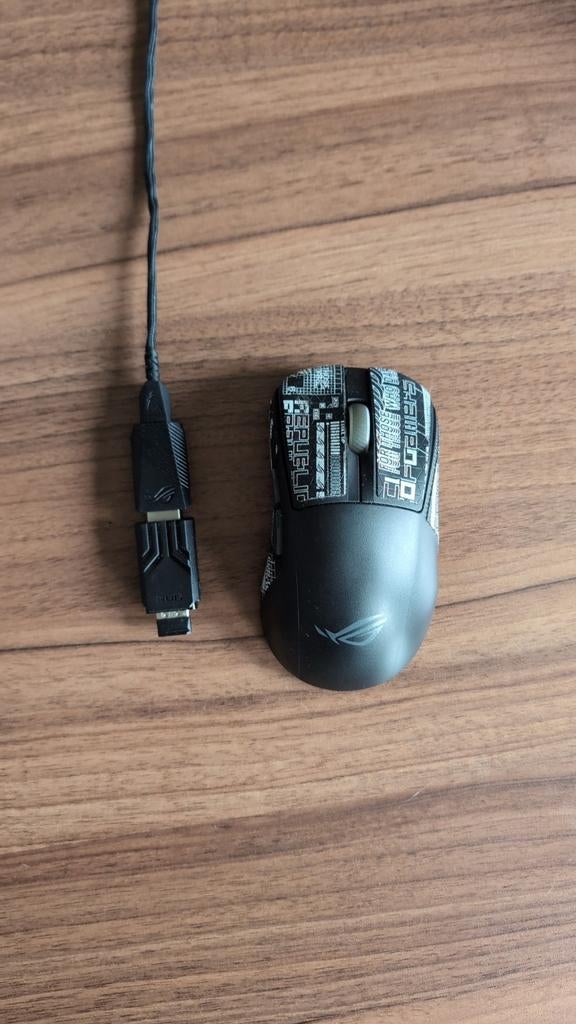 ROG KERIS II ACE DRAADLOOS GOEIE PRIJS, Computers en Software, Muizen, Ophalen of Verzenden, Draadloos, Muis