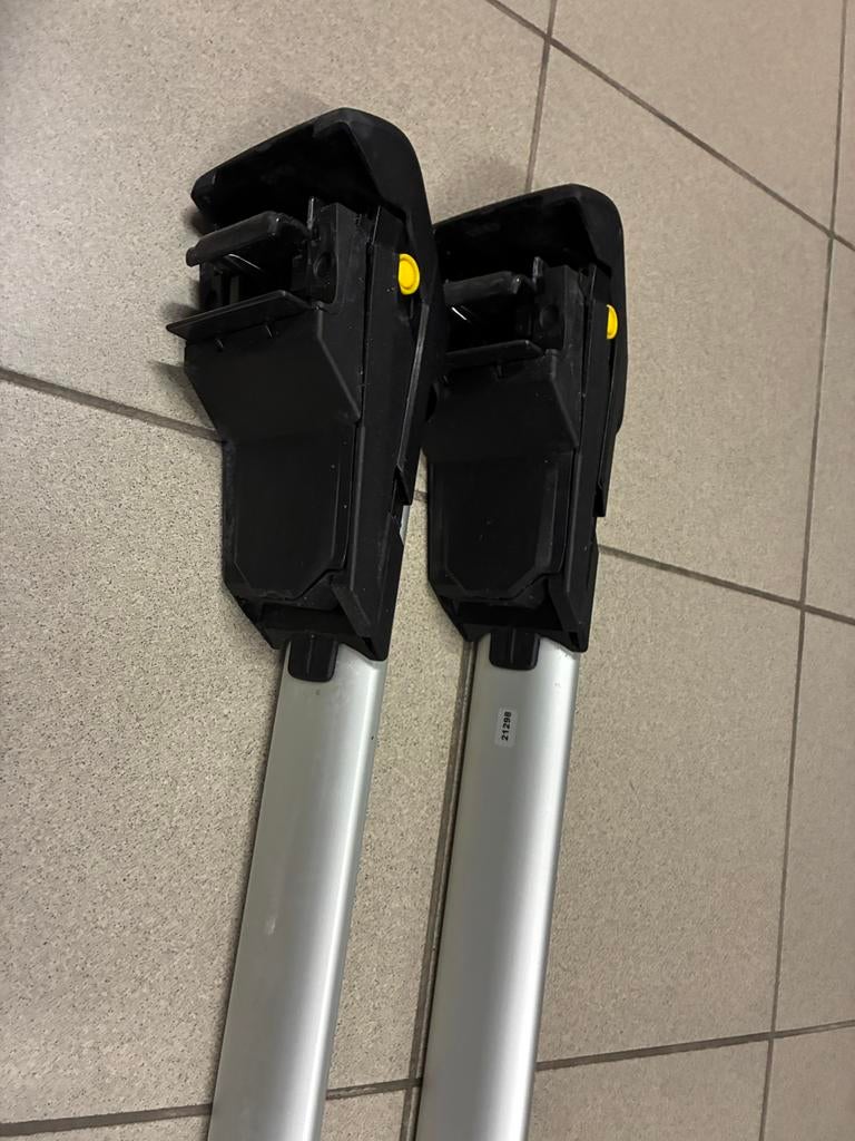 Volkswagen dakdragers golf 8 variant, Auto diversen, Dakdragers, Ophalen, Zo goed als nieuw