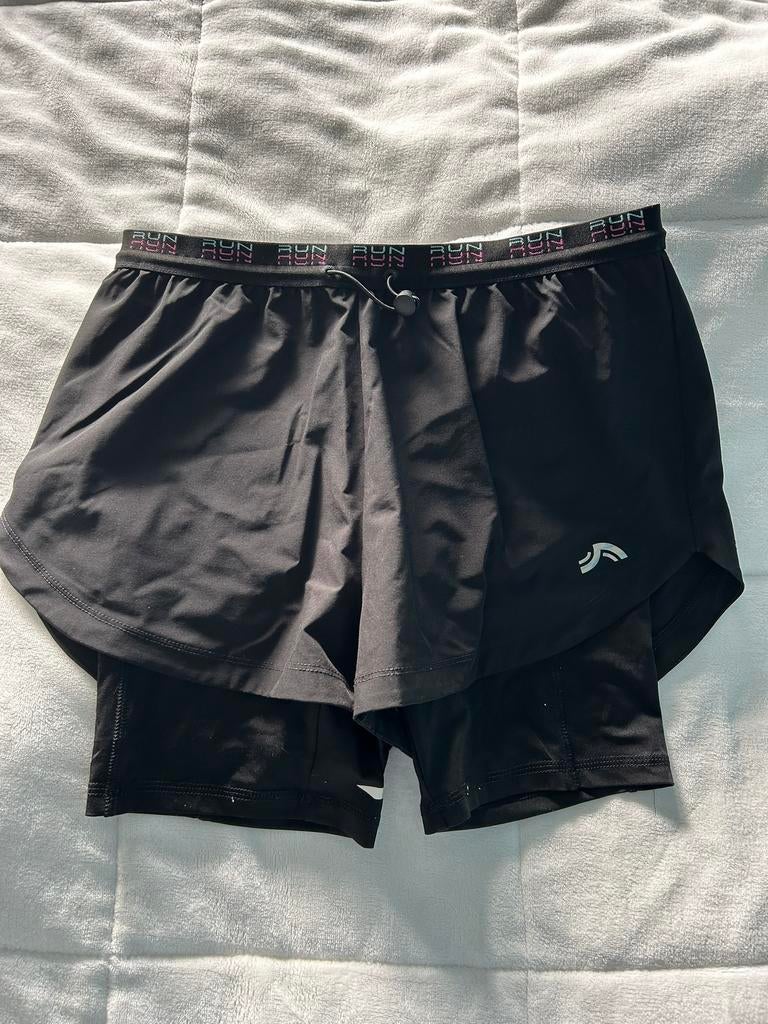 Loopshortje maat S, Sport en Fitness, Loopsport en Atletiek, Overige merken, Ophalen of Verzenden, Zo goed als nieuw, Kleding