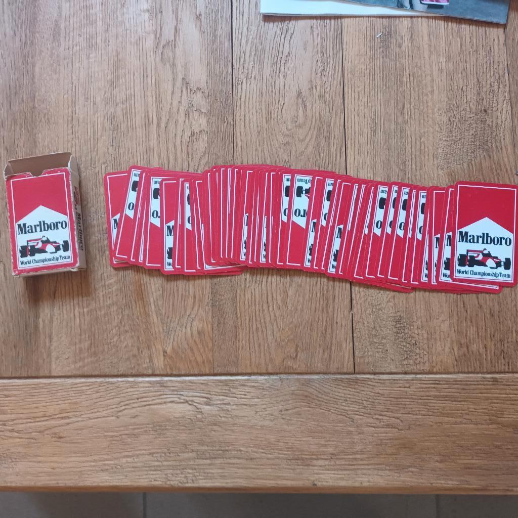 Jeu de cartes marlboro vintage complet, Collections, Enlèvement ou Envoi, Utilisé