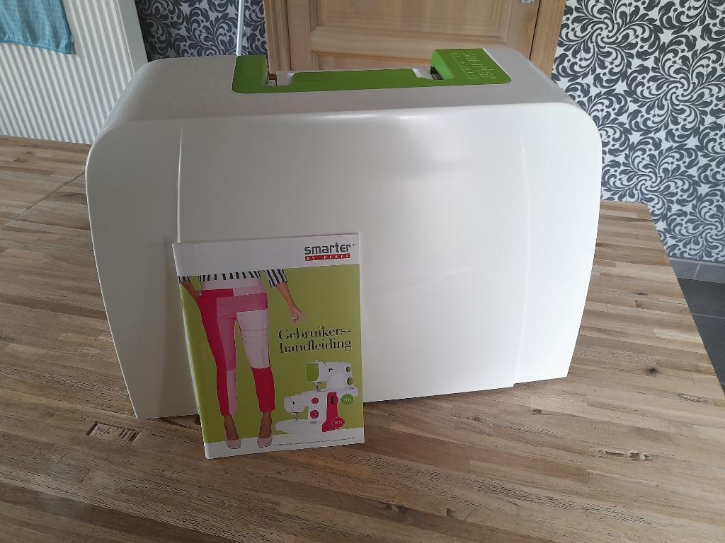 Machine à coudre Smarter by pfaff 140s+fil à coudre gratuit, Enlèvement, Comme neuf, Machine à coudre, Pfaff
