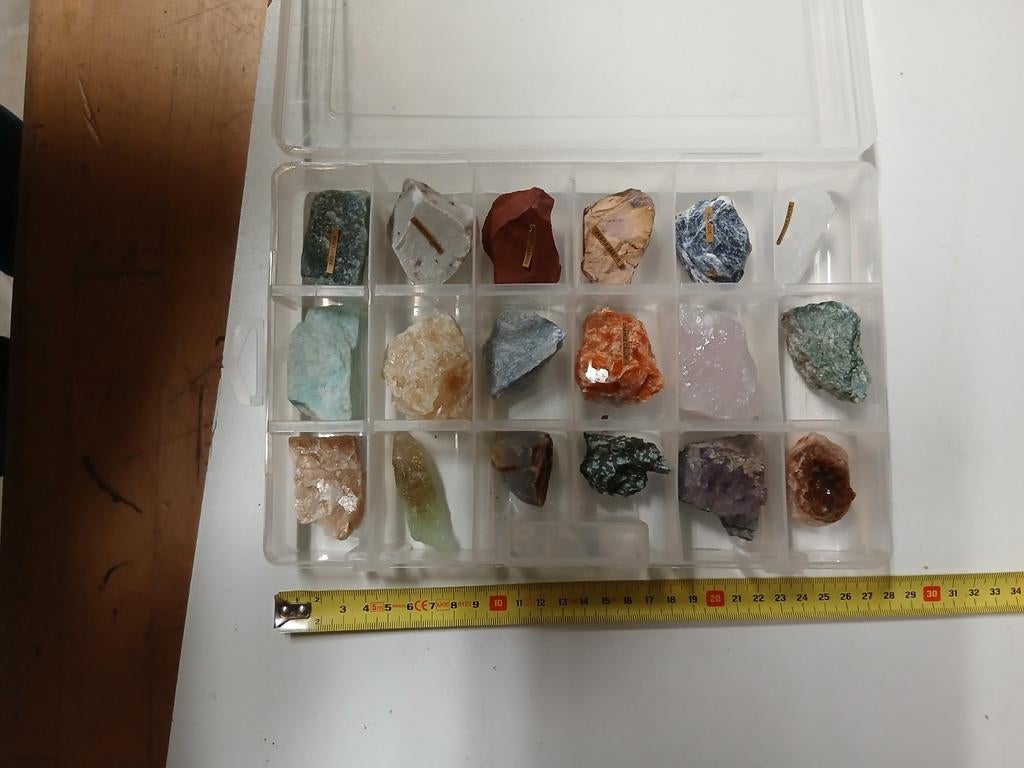 Collection de minéraux, Collections, Envoi