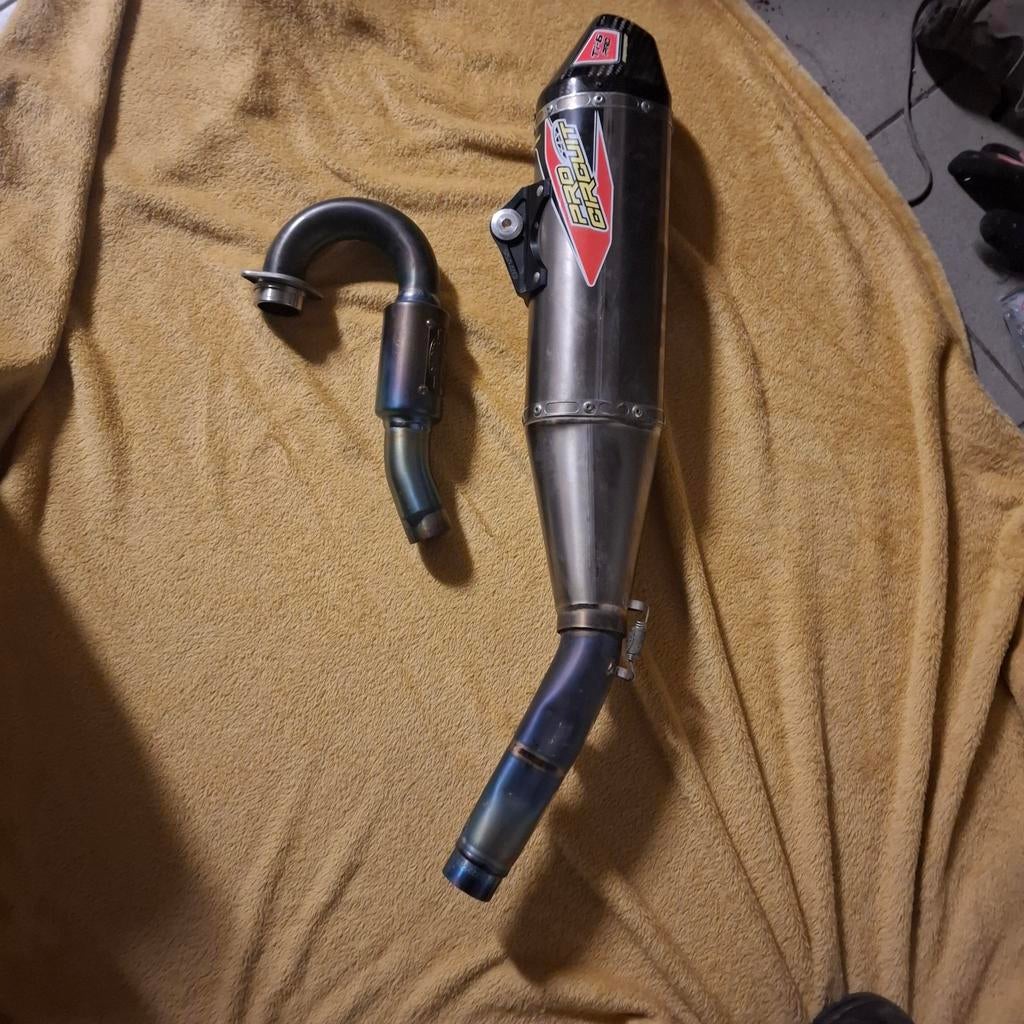 Pro circuit uitlaat kawa 250