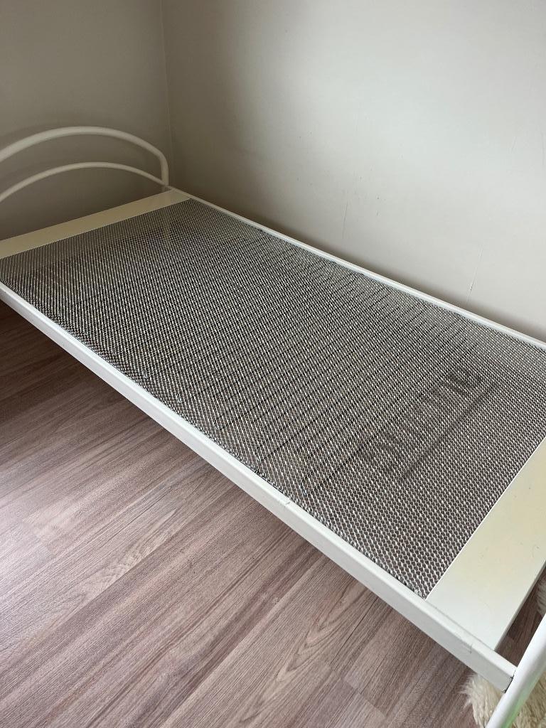 Eenpersoonsbed, Huis en Inrichting, Slaapkamer | Bedden, Ophalen, Eenpersoons, Wit, 200 cm