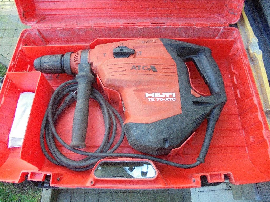 HILTI TE 70 ATC-AVR, PERFORATEUR BURINEUR SDS MAX DE 2017, Doe-het-zelf en Bouw, Ophalen, Zo goed als nieuw, 600 watt of meer