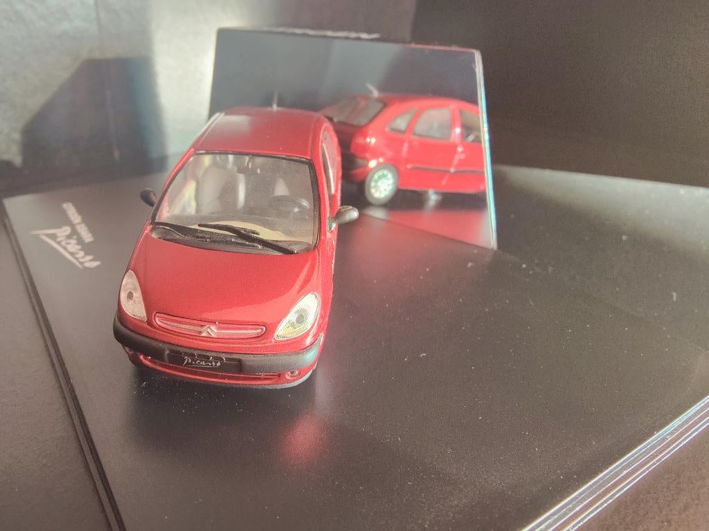 NOREV – Citroën Xsara Picasso (rouge) – 1:43, Hobby & Loisirs créatifs, Voitures miniatures | 1:43, Comme neuf, Voiture, Norev