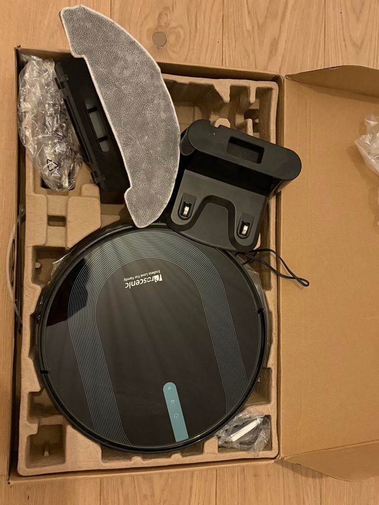 robotstofzuiger met dweilfunctie, Ophalen, Zo goed als nieuw, Robotstofzuiger