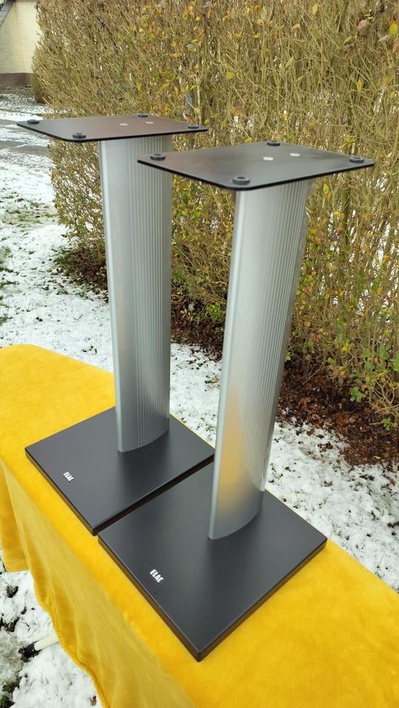 Elac speaker stands, steunen in keurige staat!, TV, Hi-fi & Vidéo, Enceintes, Comme neuf, Haut-parleurs Frontaux, Arrière ou Stéréo