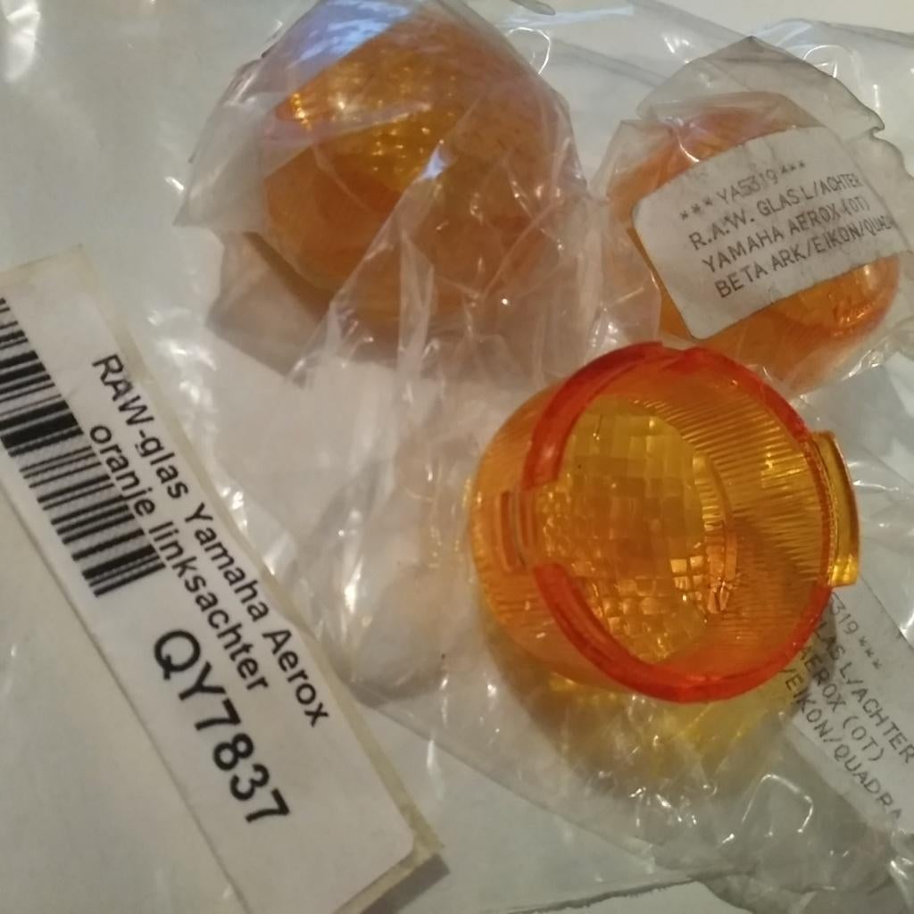 Yamaha Aerox - Beta Ark/Eikon/Quadra - knipperende lens, Fietsen en Brommers, Brommeronderdelen | Scooters, Ophalen of Verzenden