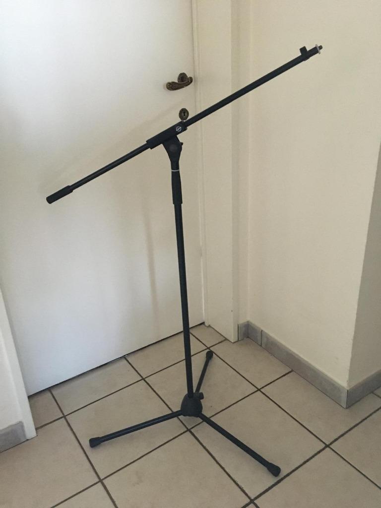 pieds micros K&M, Musique & Instruments, Microphones, Enlèvement ou Envoi, Neuf, Micro pour instrument