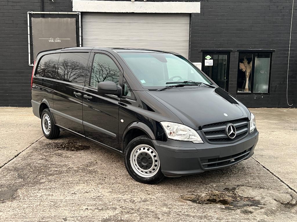 Mercedes vito lang / 119,000km / LICHTEVRACHT / 3zit, Auto's, Bestelwagens en Lichte vracht, Bedrijf, Diesel, Te koop, Mercedes-Benz