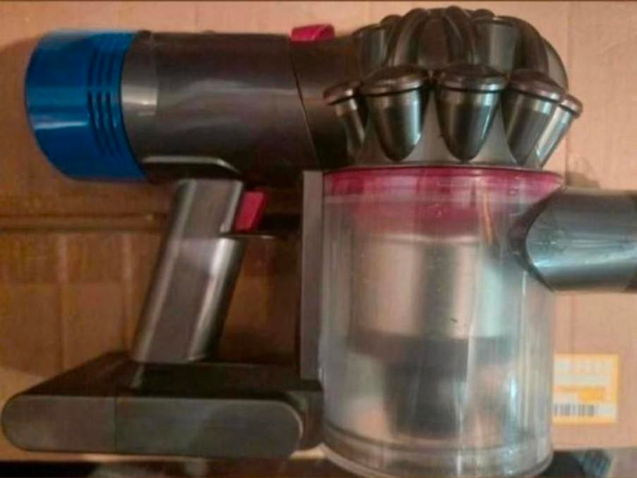 Dyson v8 Absolute en bonne état., Electroménager, Aspirateurs, Enlèvement ou Envoi