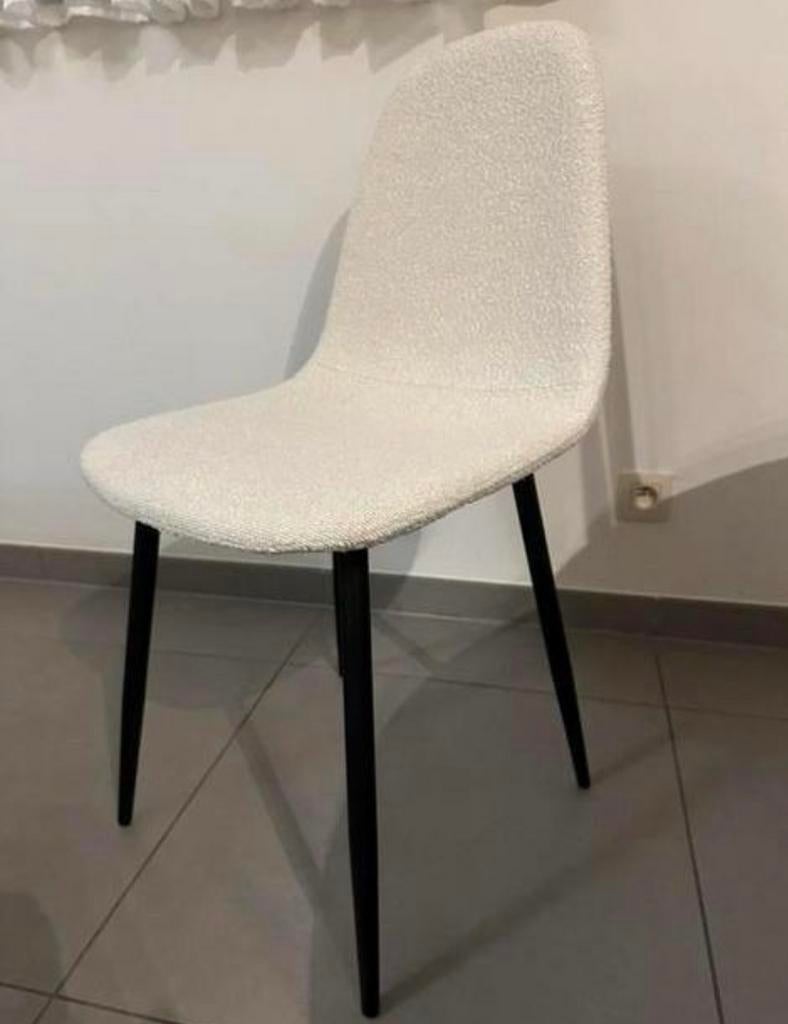 CASA stoelen, Huis en Inrichting, Stoelen, Zo goed als nieuw, Vier, Stof, Wit, Ophalen