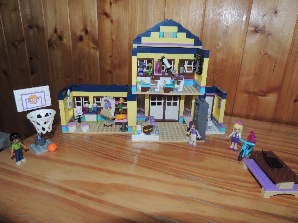 Légo friends - L'école d'Heartlake city, Kinderen en Baby's, Speelgoed | Duplo en Lego, Ophalen