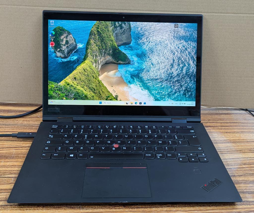Lenovo ThinkPad X1 Yoga G3 14” laptop / tablet, Informatique & Logiciels, Ordinateurs portables Windows, Utilisé, 14 pouces, SSD