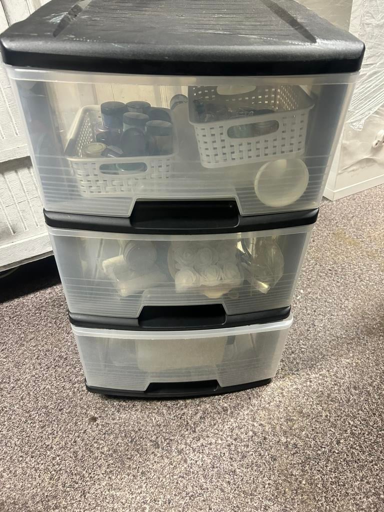 Knutsel kastje, Ophalen, Nieuw