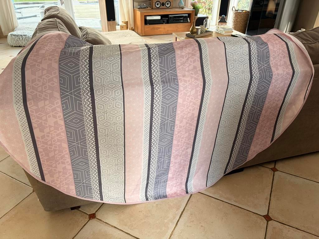 Nappe ronde 160 cms de diamètre, état impeccable, Maison & Meubles, Enlèvement, Comme neuf