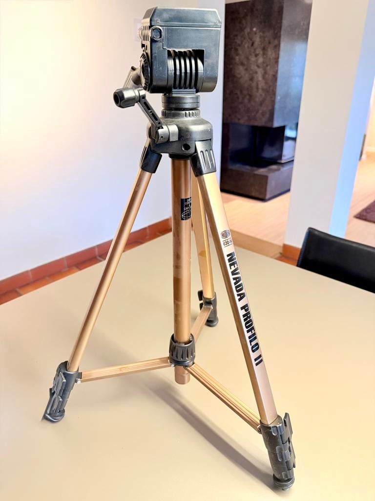 BILORA NEVADA PROFILO 2 - driepoot, Ophalen of Verzenden, Zo goed als nieuw, Driepoot