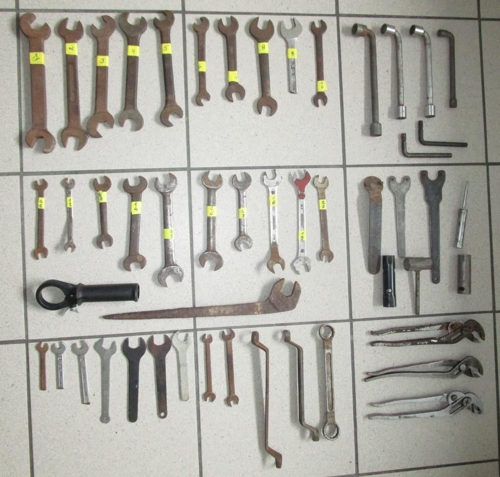 Lot de clés vintage, à fourche, à pipe, polygonales, etc., Enlèvement, Utilisé