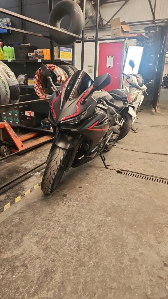 Honda Cbr 500r, Motos, Motos | Honda, Particulier, Sport, 12 à 35 kW, 2 cylindres, Permis Moto A2 minimum, ABS, Manuelle, Occasion