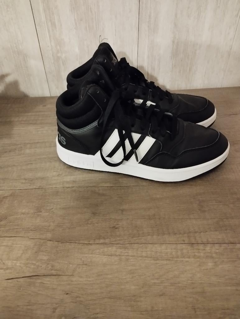 Adidas sneakers, Zwart, Ophalen of Verzenden, Zo goed als nieuw, Adidas