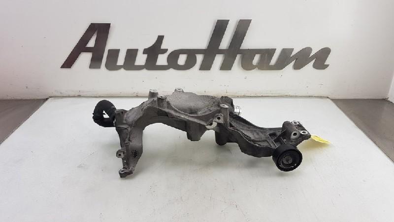 SUPPORT INFERIEUR ALTERNATEUR A (W176) (|A6512011709|), Utilisé, Mercedes-Benz