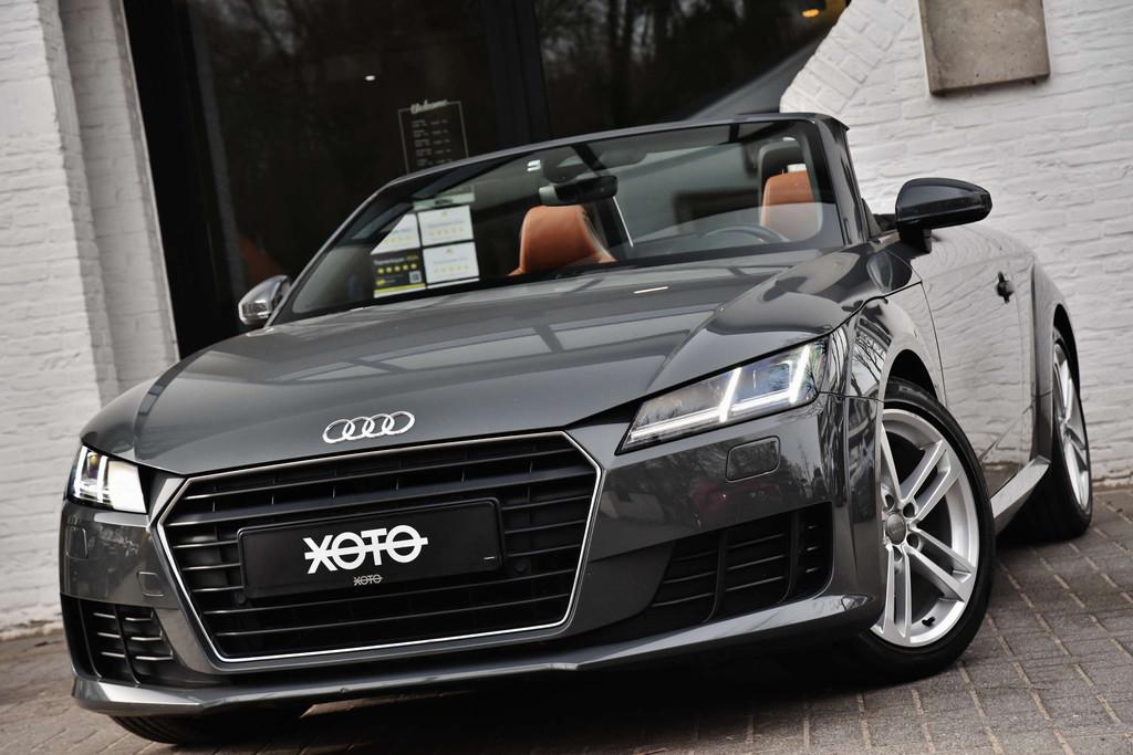 Audi TT 1.8 TFSI S TRONIC ROADSTER * FULL HISTORY *, Autos, Cuir, Argent ou Gris, Euro 6, Entreprise