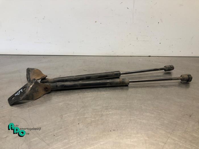 Set Gasdempers Achterklep van een Suzuki Alto (Alto 09-), Gebruikt, -, -, Ophalen of Verzenden