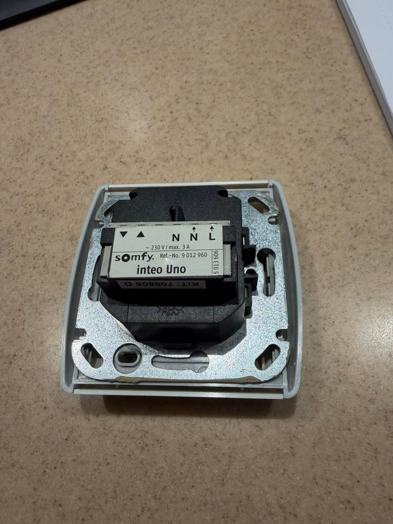 5 x Somfy inteo Uno 9012960, nette staat, lot, Moins de 100 cm, Fonctionnement électrique, Enlèvement, Utilisé