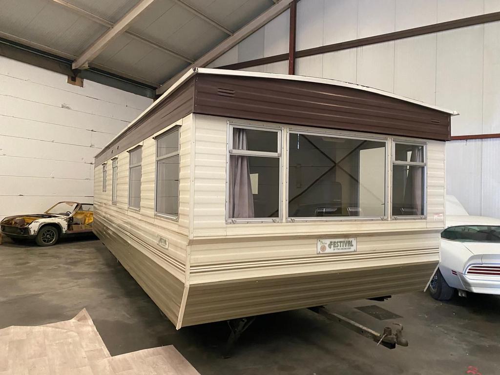 Ruime stacaravan te koop – ideaal als tijdelijke woning, Caravans en Kamperen, Stacaravans