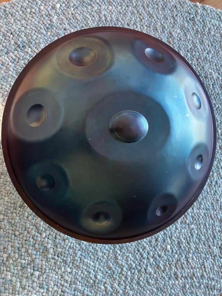 Mooie Koan handpan Equinox Fa mineur, Muziek en Instrumenten, Percussie, Zo goed als nieuw, Melodische percussie, Ophalen