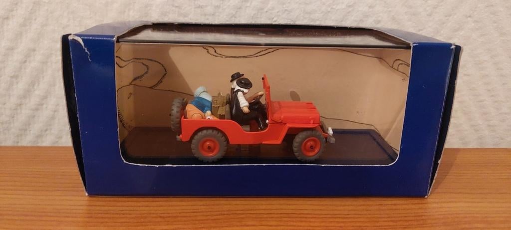 Hergé atlas auto 1/43 'Rode jeep 1940' 💫, Ophalen, Zo goed als nieuw, Auto, Overige merken