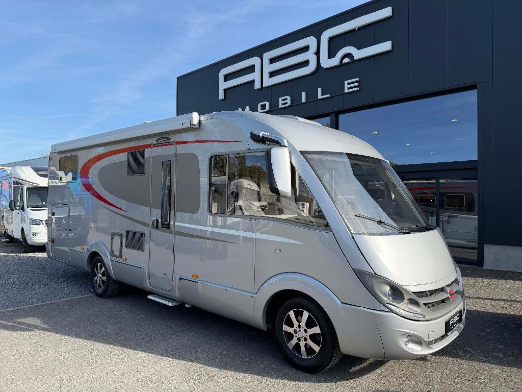 Burstner Aviano - 150PK Automaat - 1 Jaar Garantie, Buitenlamp, Fiat, Vloeistofverwarming, 7 tot 8 meter