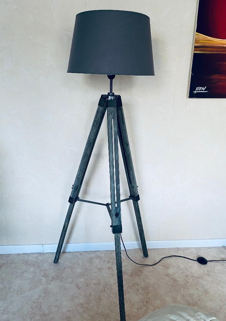 Lampadaire lampe de sol trepied à poser, Enlèvement, Comme neuf, Bois, 100 à 150 cm