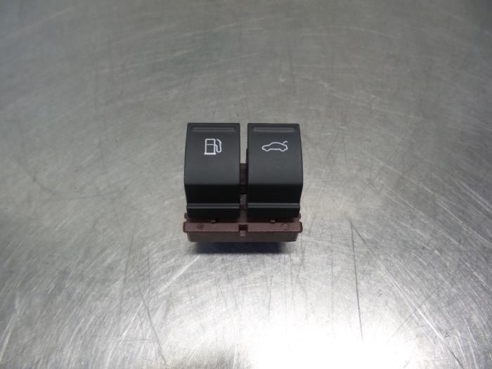 Commutateur clapet réservoir d'un Volkswagen Passat (Passat, -, 3 mois de garantie, Utilisé, -