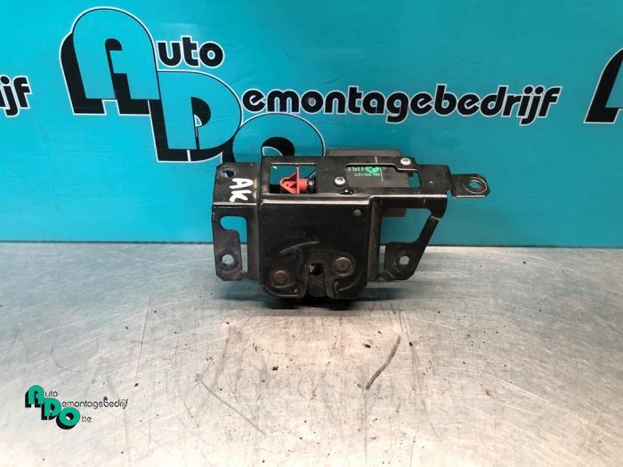 Slotmechaniek Achterklep van een BMW 3-Serie (3-Serie 98-), Auto-onderdelen, Carrosserie, BMW, Gebruikt, 3 maanden garantie, Ophalen of Verzenden