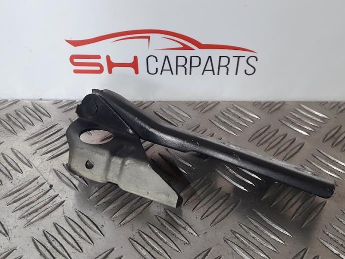 Charnière capot d'un Audi A3, Autos : Pièces & Accessoires, -, 3 mois de garantie, Audi, Utilisé