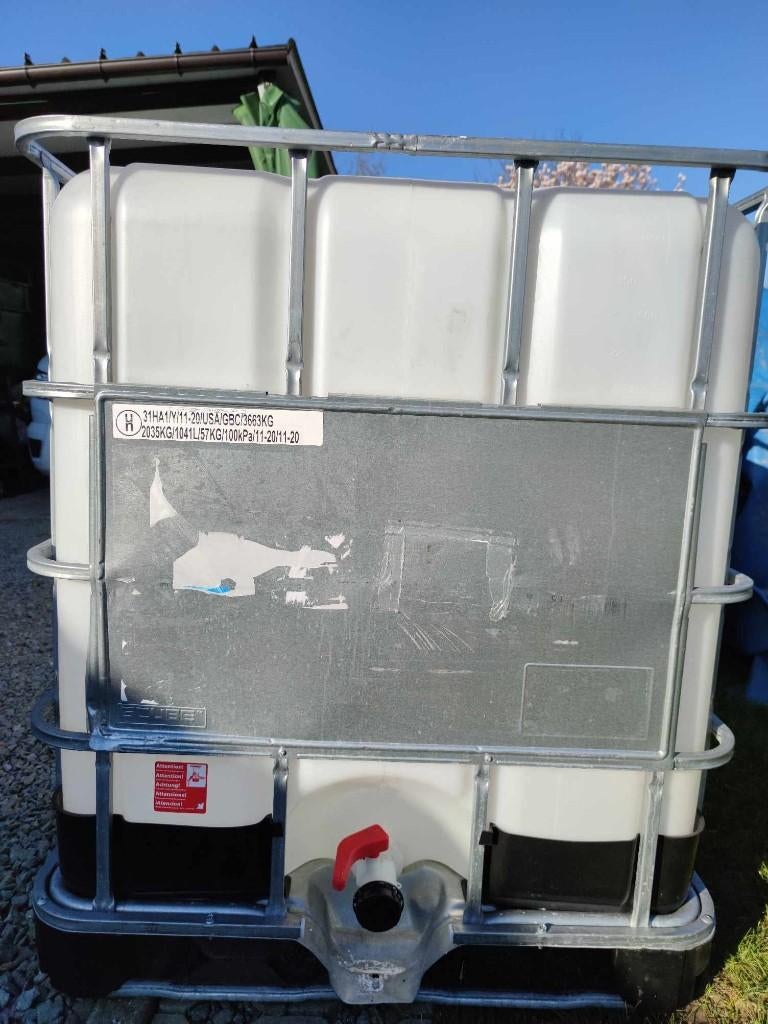 watervat - 1000 L, Tuin en Terras, Regentonnen, Ophalen, Zo goed als nieuw, Metaal, Met kraantje