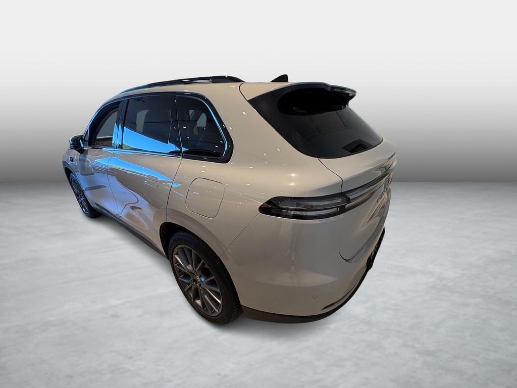 Leapmotor C10 REEV Design, Automaat, Gebruikt, https://public.car-pass.be/vhr/ffc071dc-18e4-49db-8620-433ebdb3296c, 4 cilinders