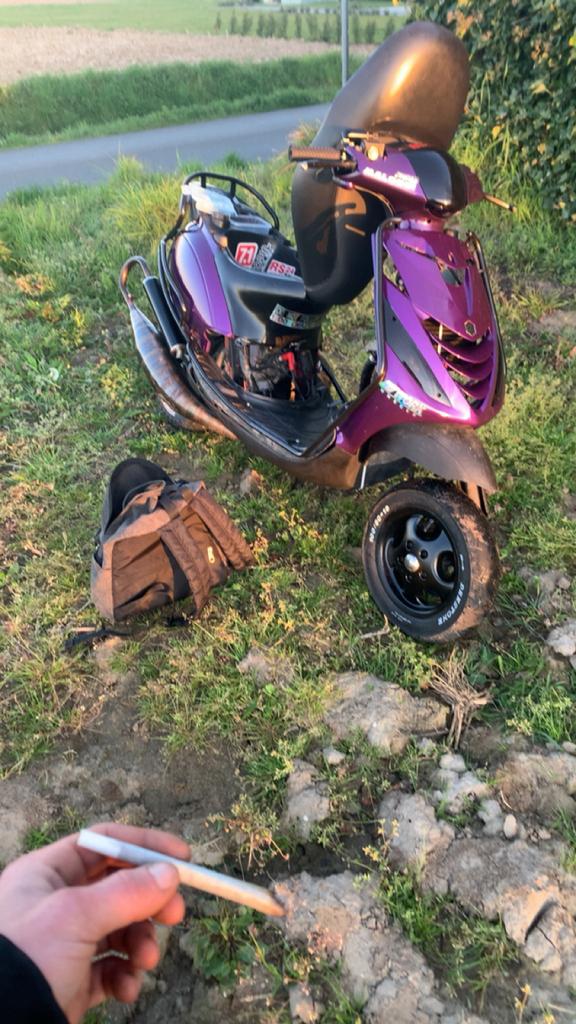 Piaggio zip 172 lc, Fietsen en Brommers, Scooters | Piaggio, Ophalen of Verzenden, Zo goed als nieuw, Benzine, Zip